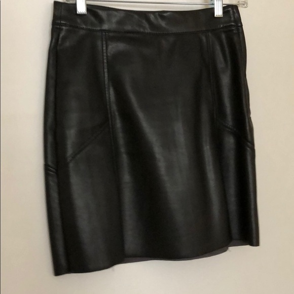 H&M Dresses & Skirts - Faux leather skirt